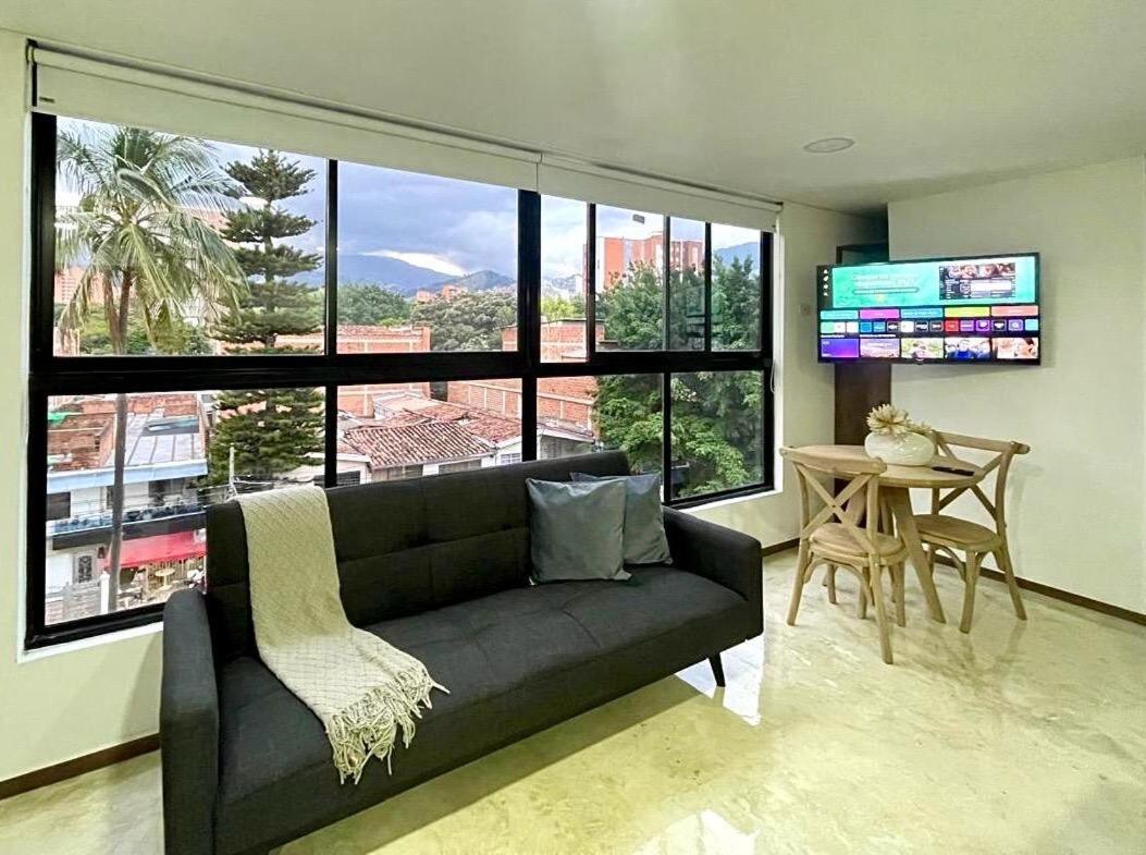 42 Modern Loft Location Laureles * Medellín